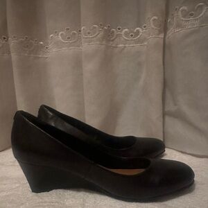 ALDO Sinjon Classic Black Platform Heels